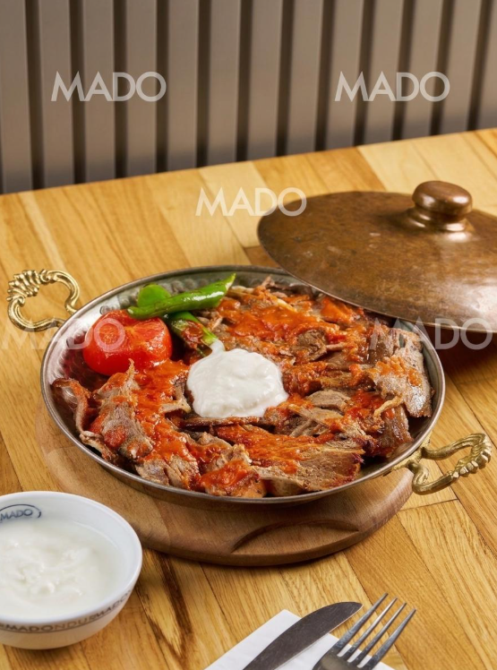 MADO-nun ÖZƏL MENYU-sunda dönər çeşidləri - FOTOLAR